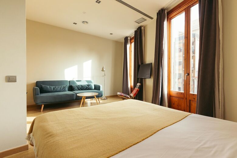 Apartamentos Casa Felipa Plaza Espa�a