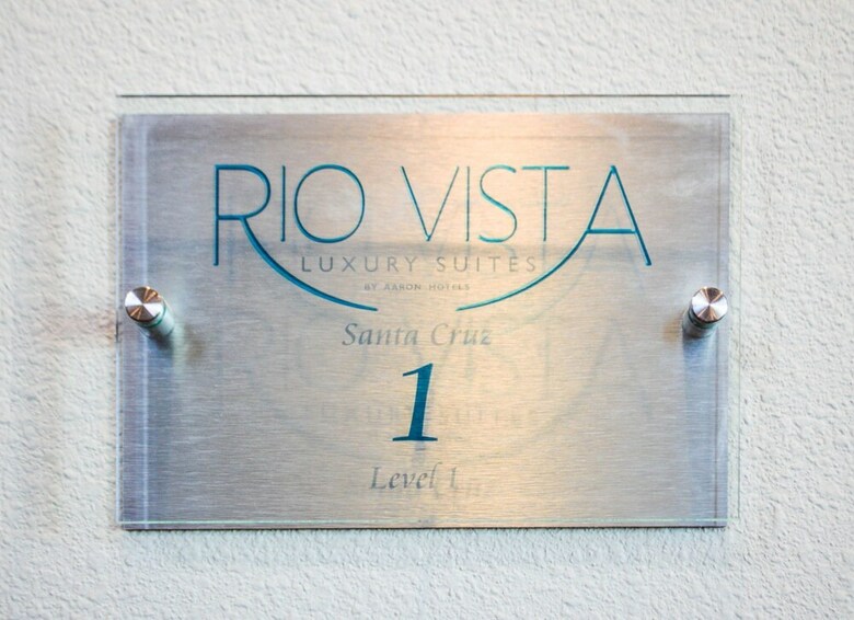 Hotel Rio Vista Suites