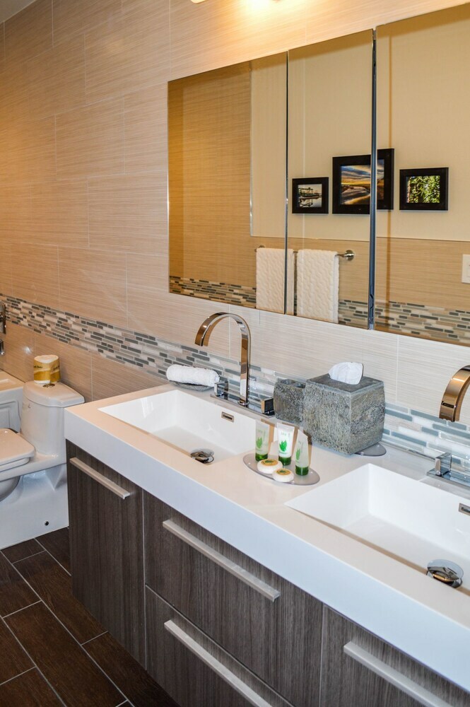 Hotel Rio Vista Suites