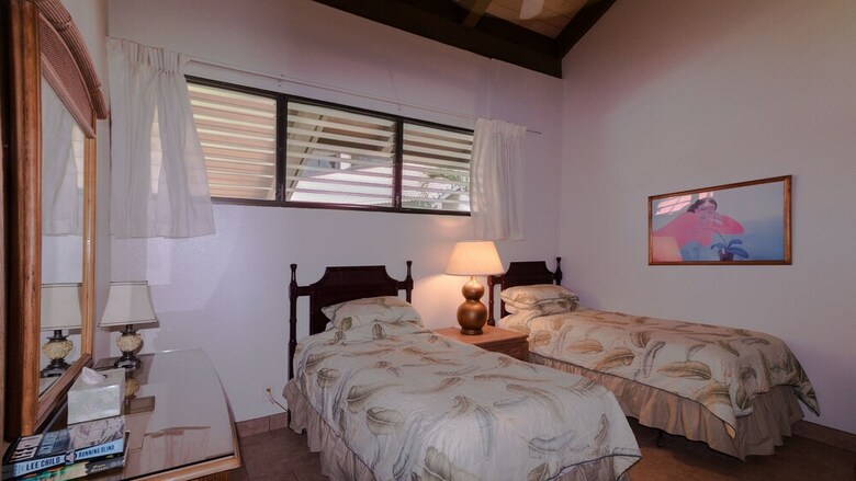Luana Kai Resort
