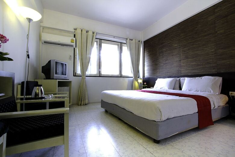 The Ratchathani Hotel
