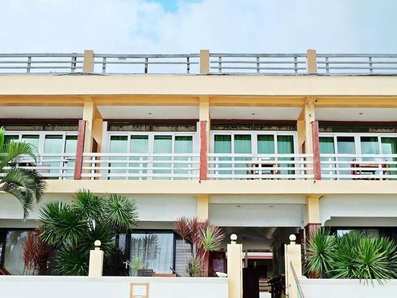 El Nido Beach Hotel