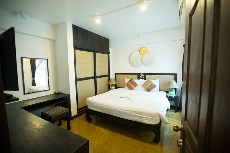 Hotel The Odyssey Serviced Apartment