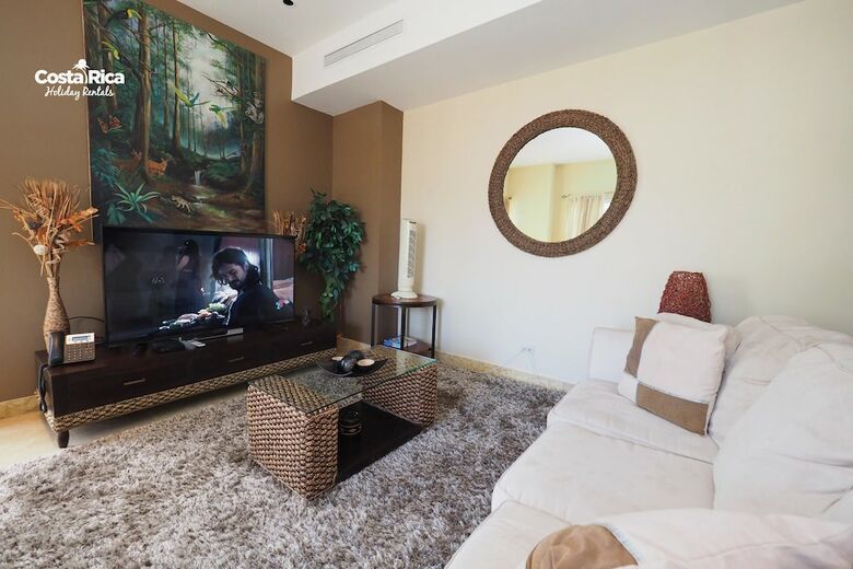 Acqua Residences