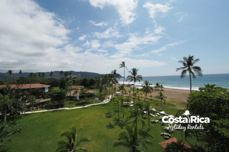 Acqua Residences