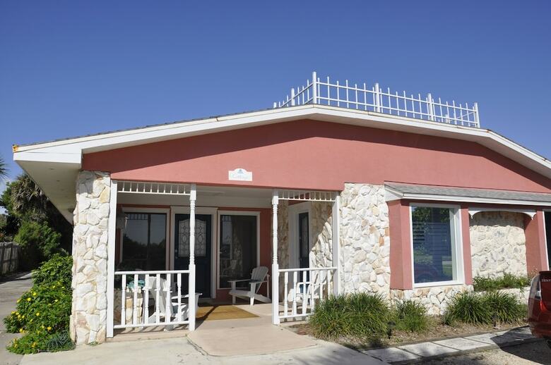 Bed & Breakfast Windemere Inn By The Sea