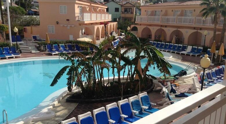 Apartamentos Bungalows Parque Nogal