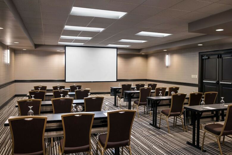 Hotel Doubletree By Hilton Denver Tech Center