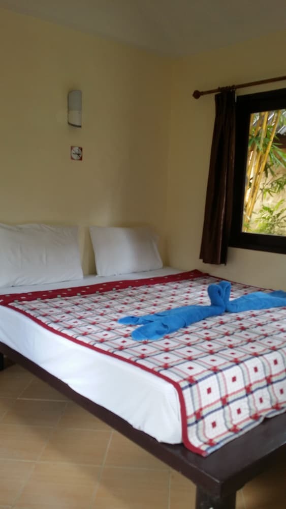 Hotel Baan Bamboo Resort