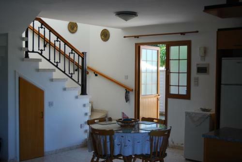 Zena Holiday Villa