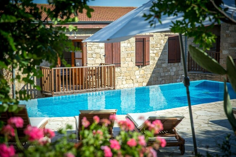 Apartamento Eveleos Country House