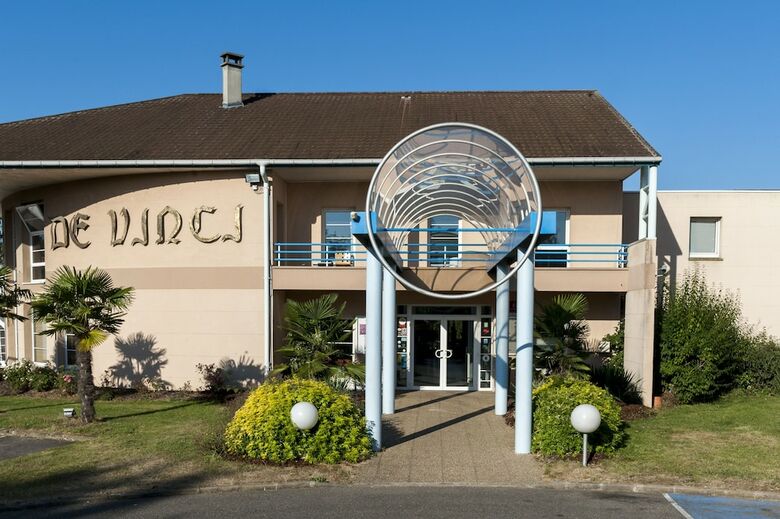 Hotel Espace L�onard de Vinci