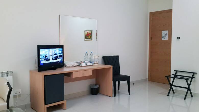 Liqaa Hotel