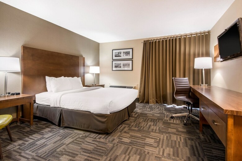 Hotel Quality Inn & Conference Centre