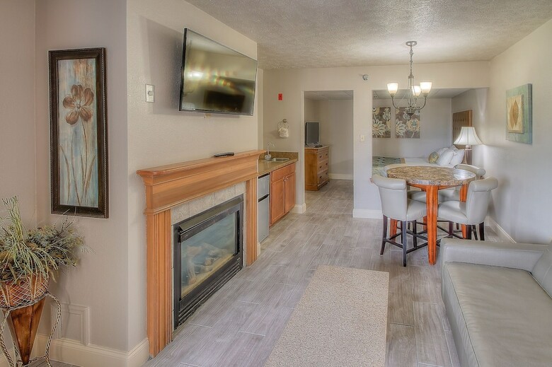 Hotel Accommodation By Willow Brook Lodge
