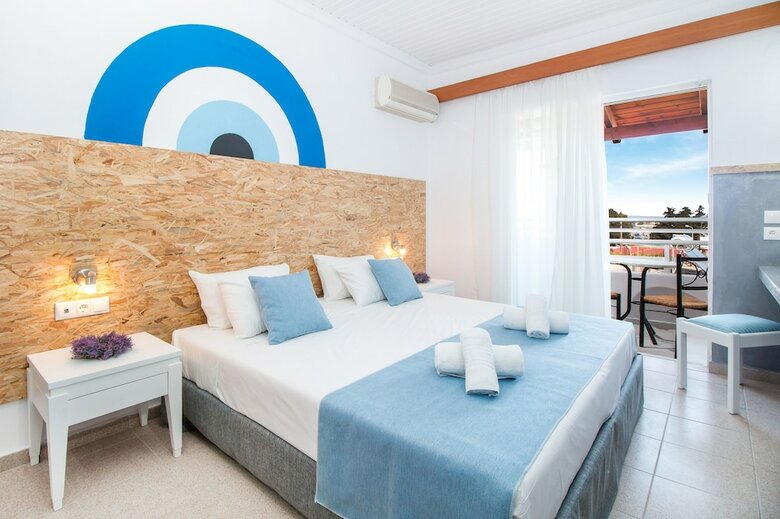 Hotel Tinas Plus - Ex Tinas Studios