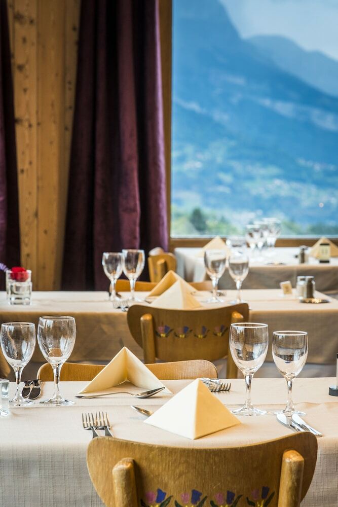 Hotel Caprice Des Neiges