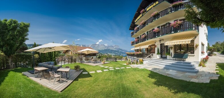 Hotel Caprice Des Neiges