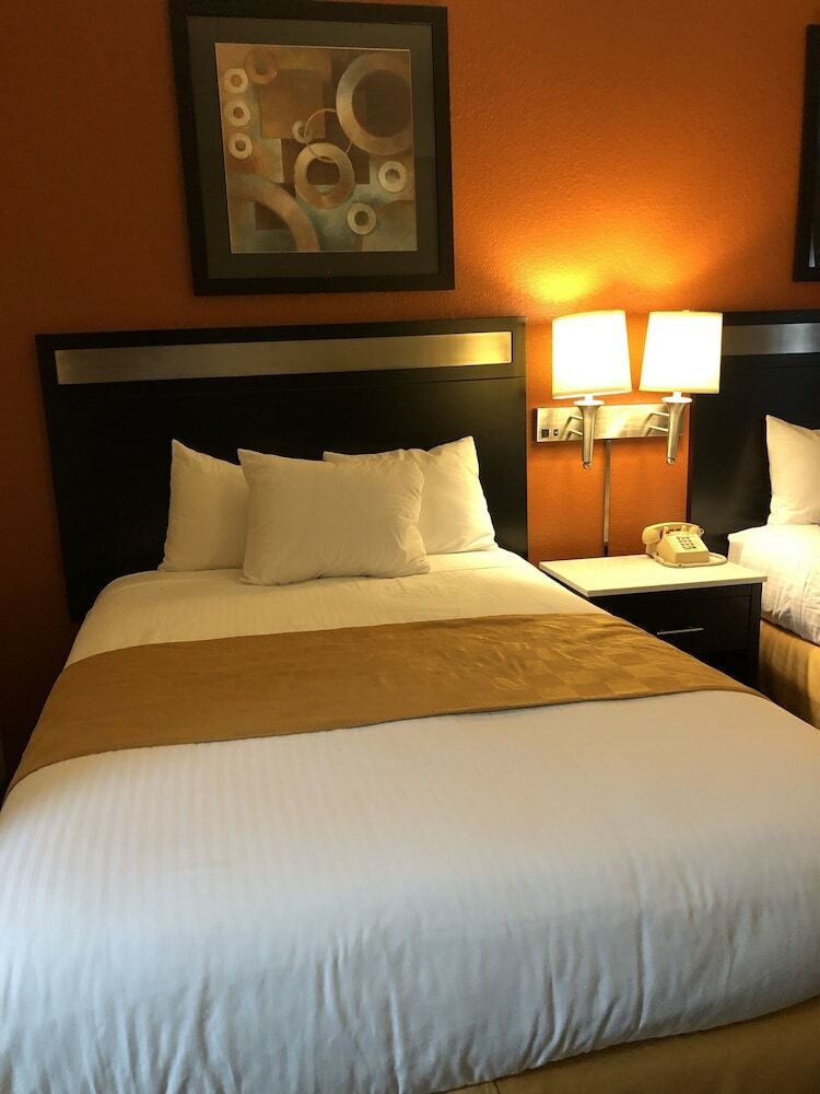 Hotel Baymont By Wyndham Cincinnati