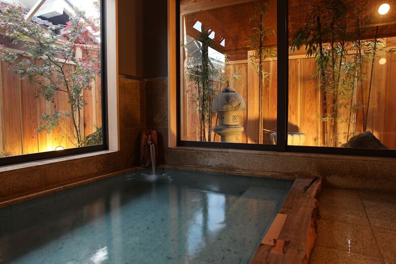 Oiwakeya Ryokan