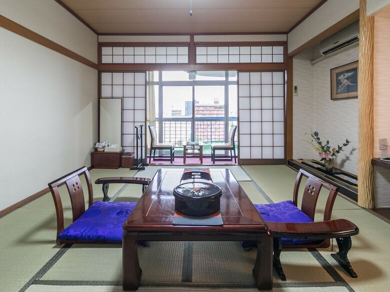 Riverside Hotel Shoei