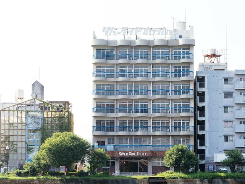 Riverside Hotel Shoei