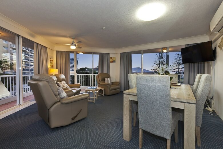 Apartamentos Meridian Tower