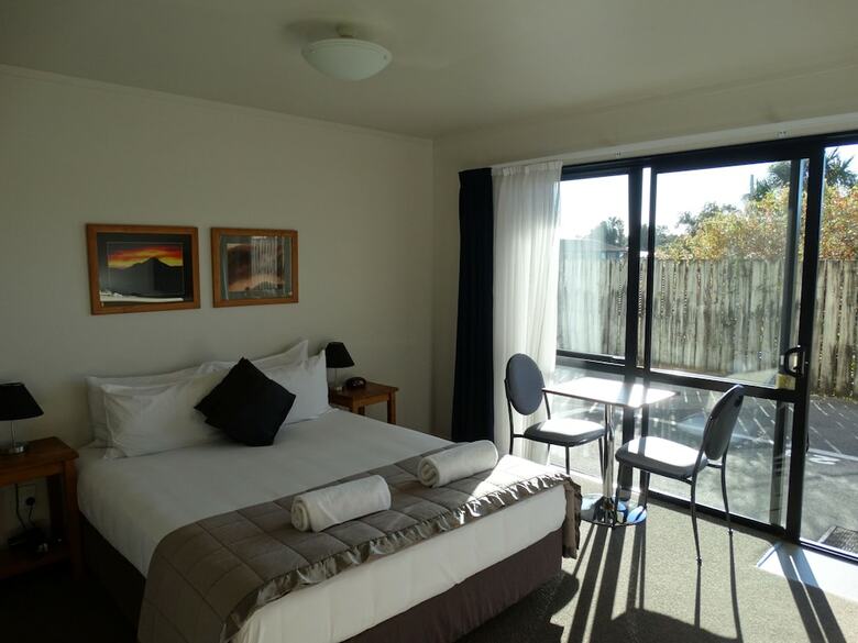 Alpine Glacier Motel