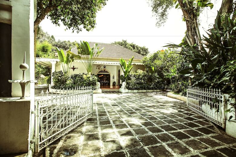 Hotel Tugu Blitar