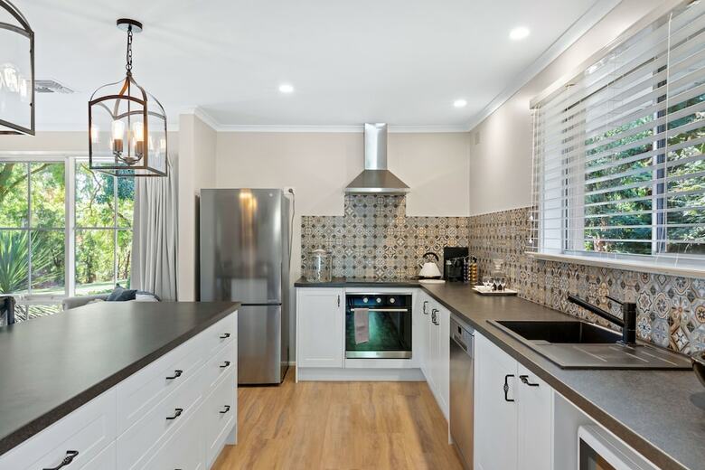 Adelaide Hills Retreats