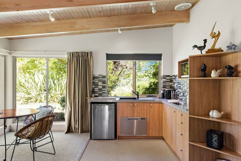 Adelaide Hills Retreats