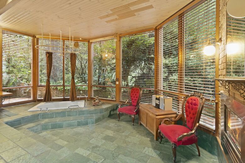 Hotel Linden Gardens Rainforest Retreat