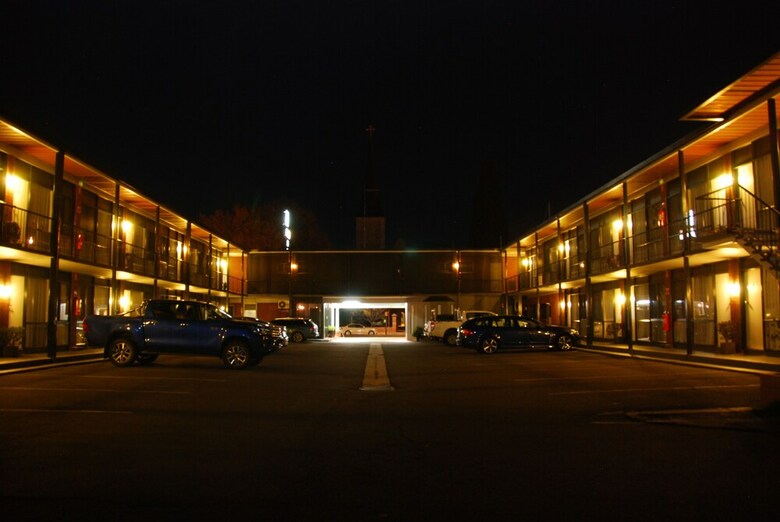 Commodore Motor Inn Albury