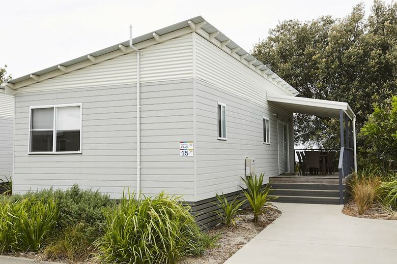 Nrma Stockton Beach Holiday Park