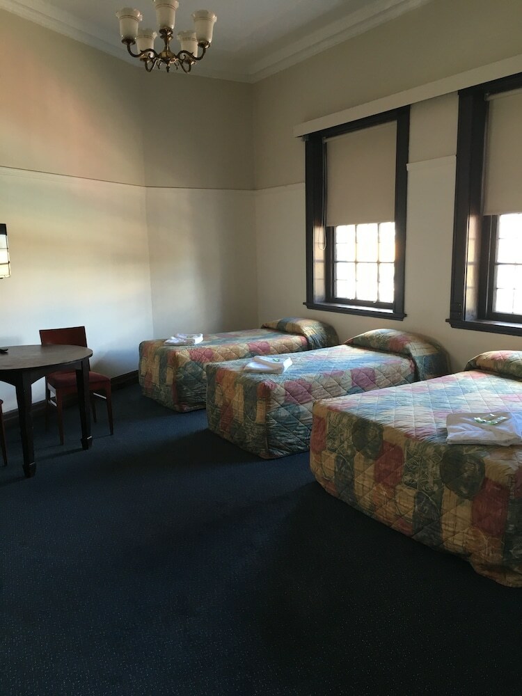 Strathfield Hotel