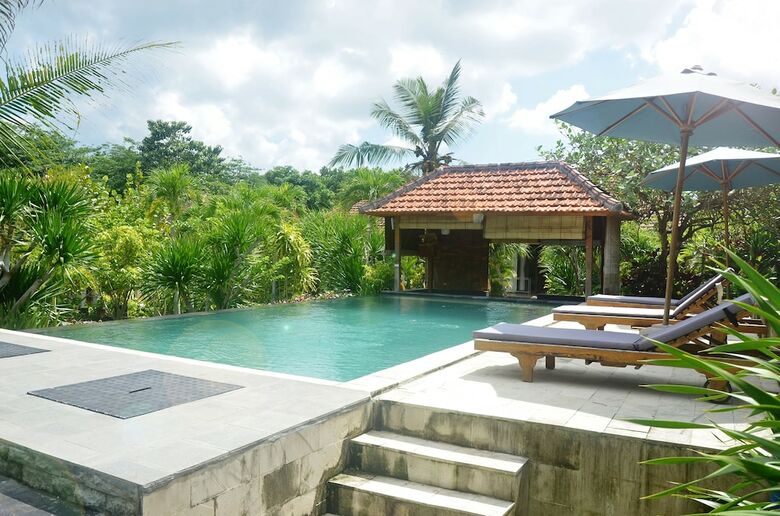 Hotel Medori Putih Homestay