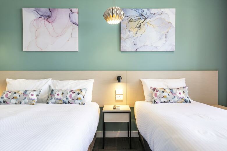 Motel Nightcap At Watermark Glenelg