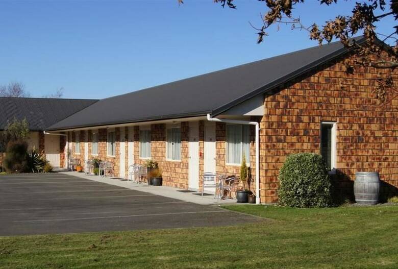 Bk's Chardonnay Motor Lodge Masterton