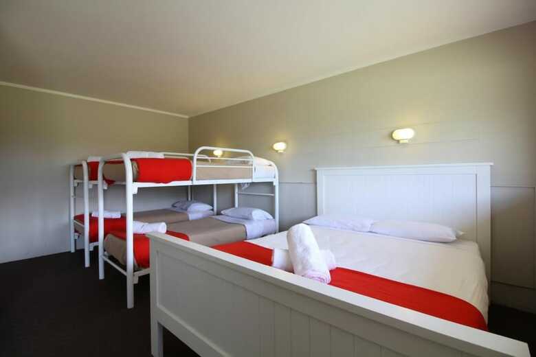 Hotel Snowy Mountains Resort And Function Centre