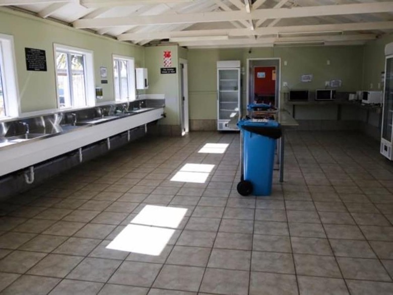 Raglan Holiday Park