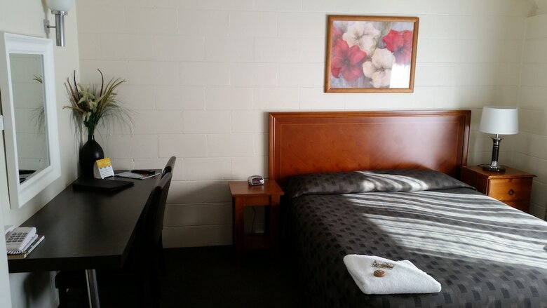 Hotel Admirals Motor Inn