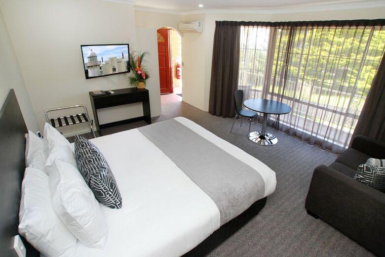 Twofold Bay Motor Inn