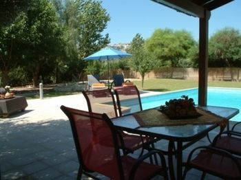 Vineland Holidays Villas