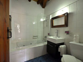 Posada Linos Inn