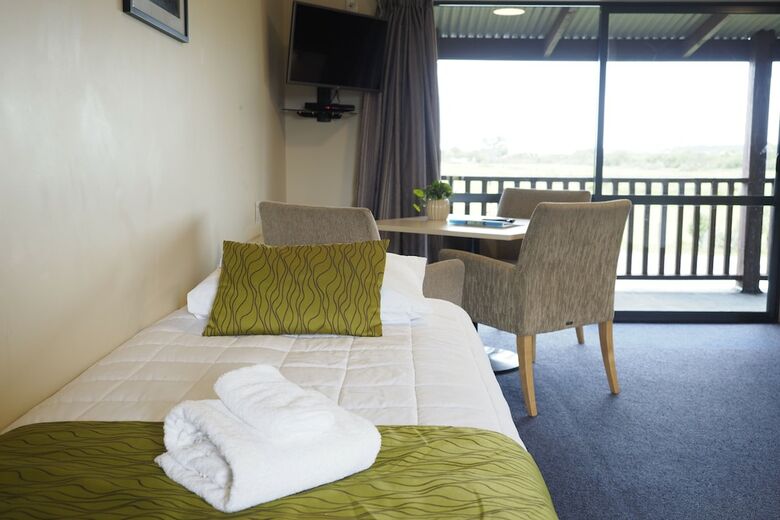 Haast River Motels & Holiday Park