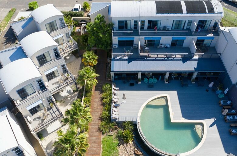 Apartamentos Corrigans Cove