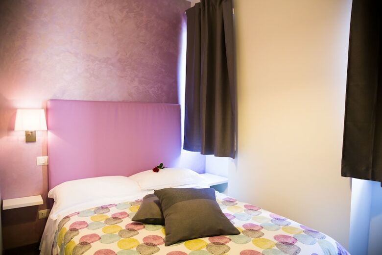 Hotel Modern Bnb