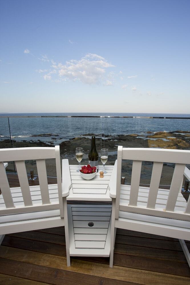 Motel Ocean Front At The Entrance