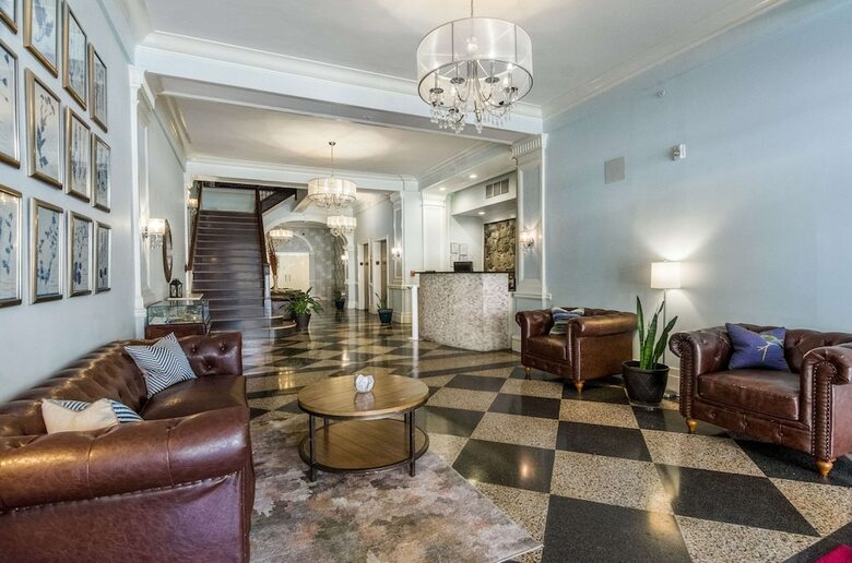Robert E Lee Hotel