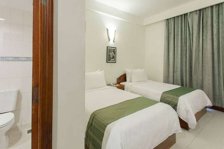 Angkor Vireak Chey Hotel
